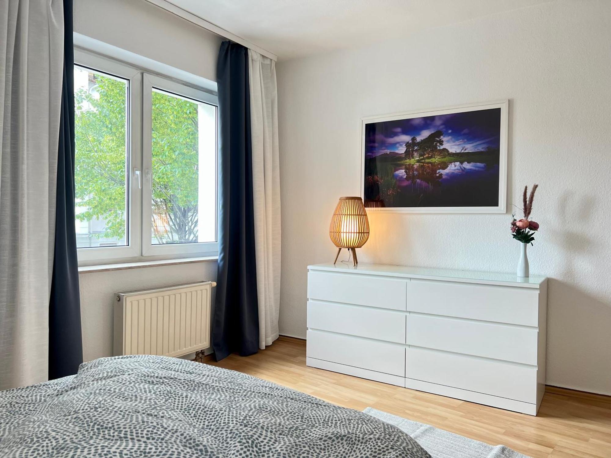 Vollausgestattet, Grosszuegig & Zentral Fuer Bis Zu 4 Apartment Magdeburg Exterior photo